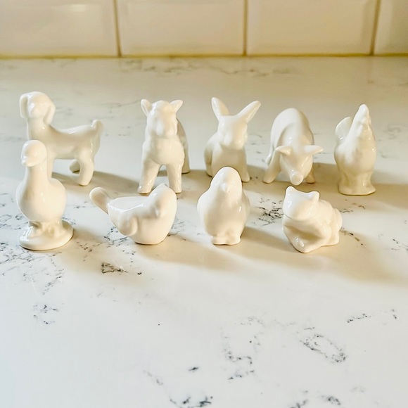 Creative Co-Op Stoneware Barnyard Animals Set of 9 - Picture 4 of 12